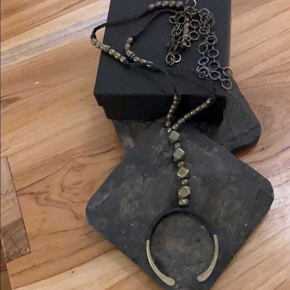 Statement necklace